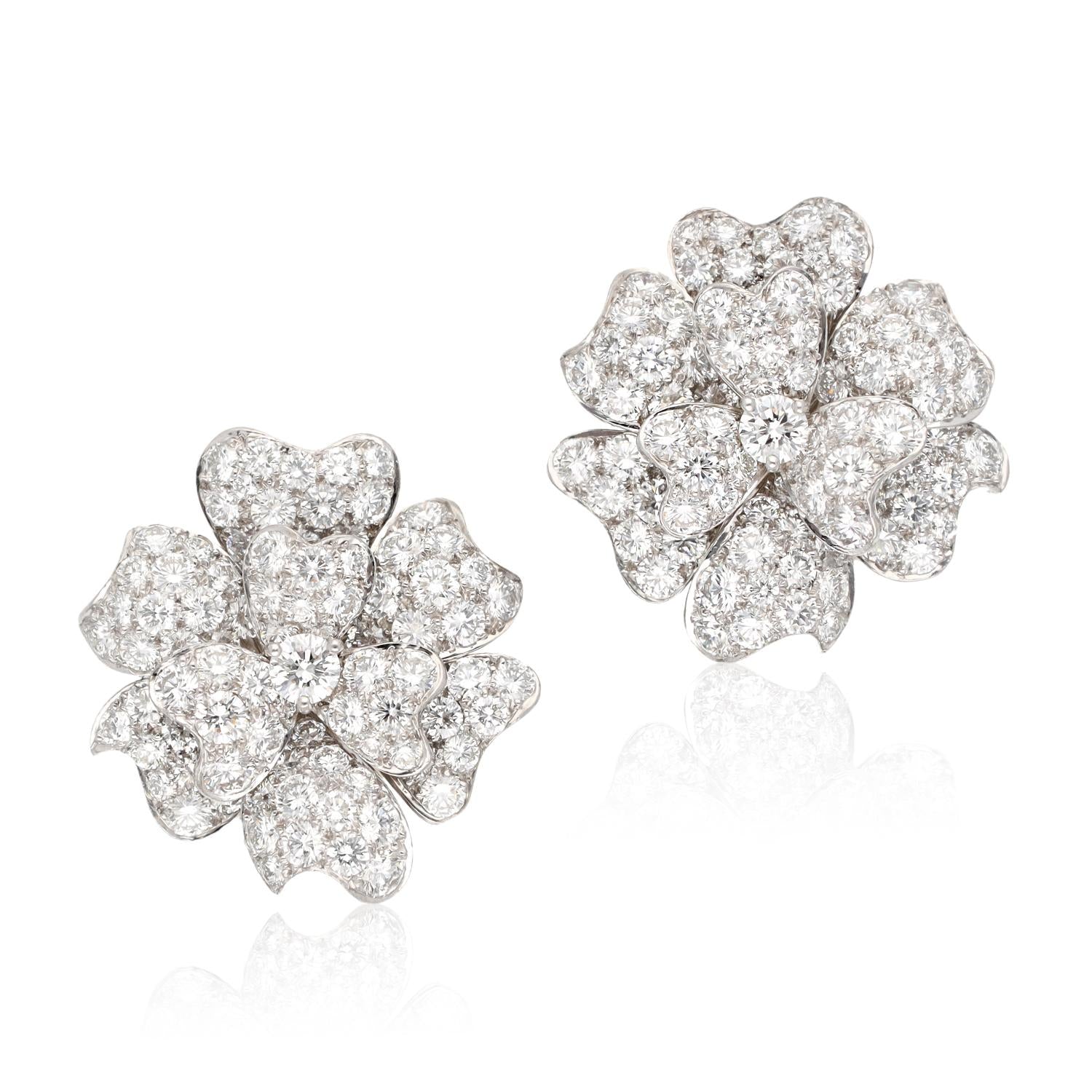 VAN CLEEF & ARPELS Diamond Flower Ear Clips