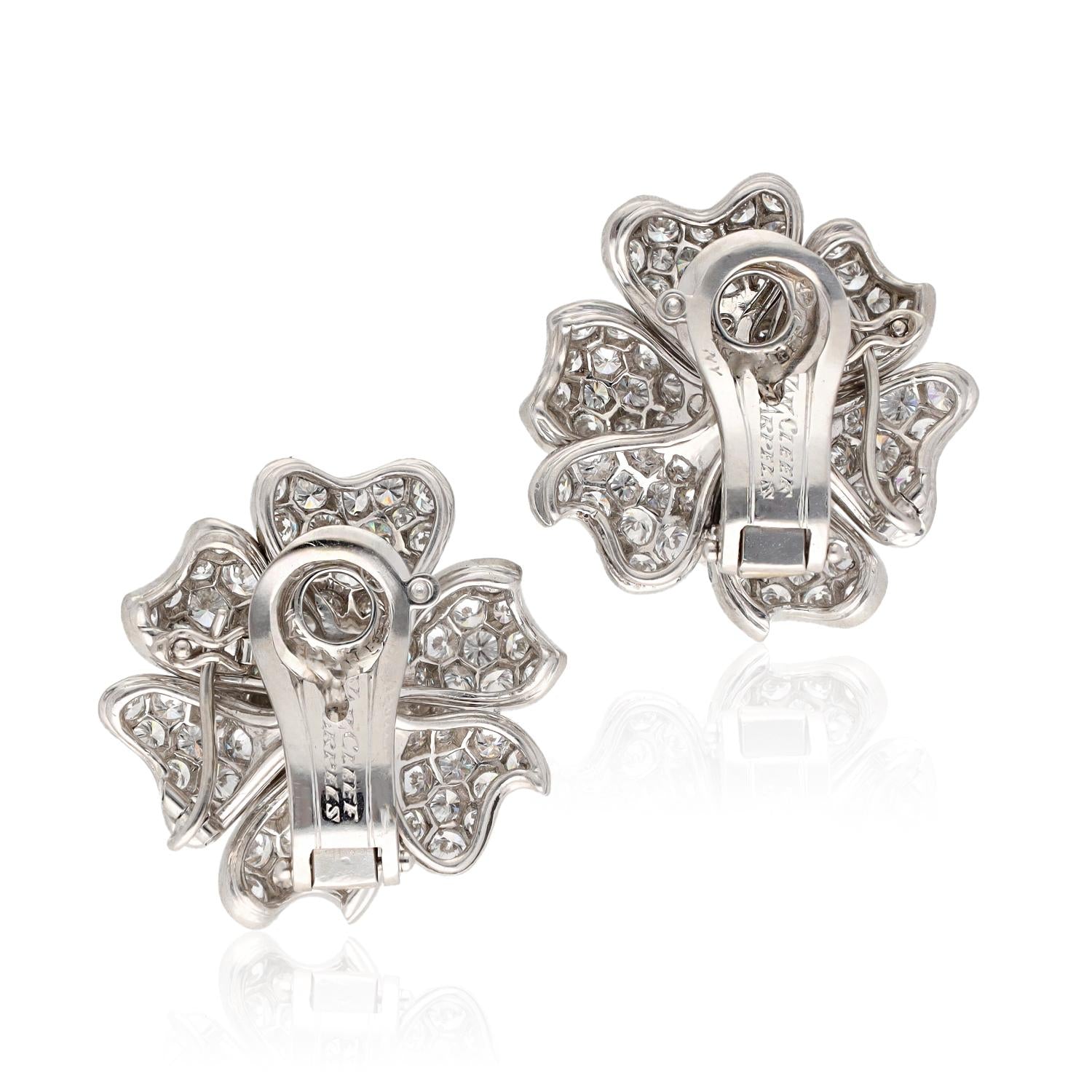 VAN CLEEF & ARPELS Diamond Flower Ear Clips