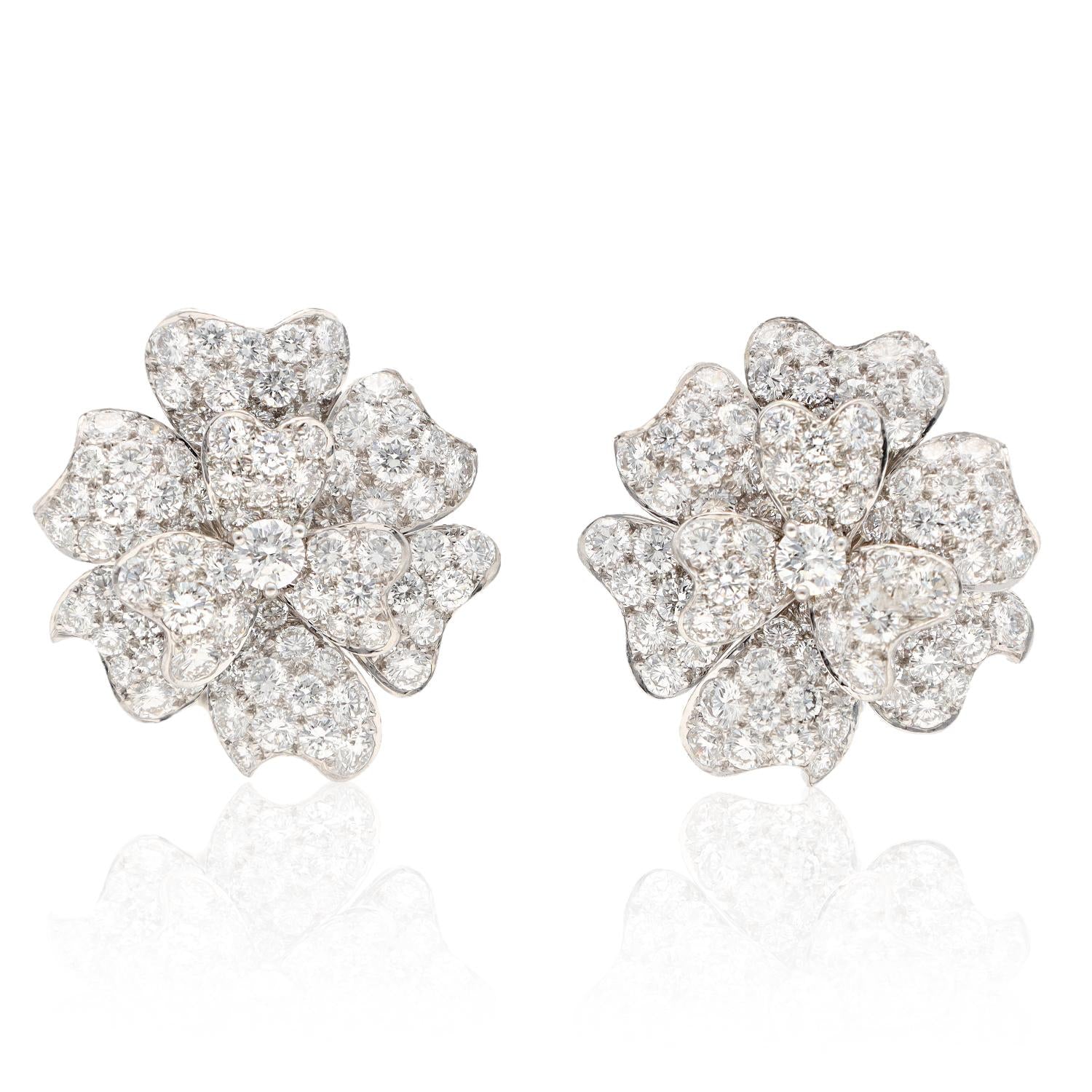 VAN CLEEF & ARPELS Diamond Flower Ear Clips