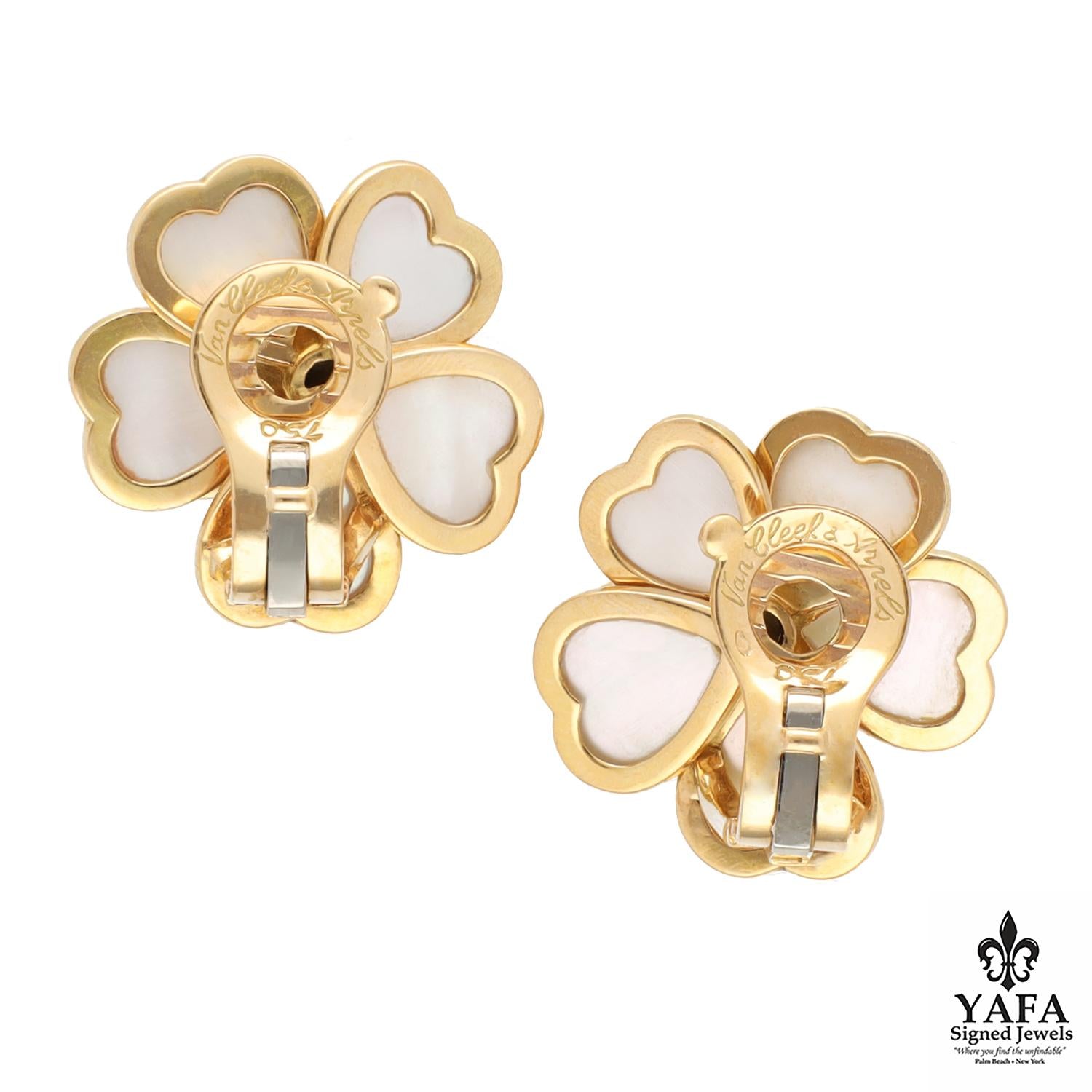 VAN CLEEF & ARPELS Mini 'Nerval' Ear Clips