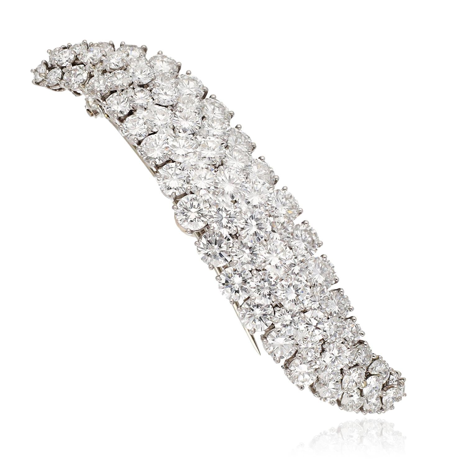 VAN CLEEF & ARPELS Diamond Flame Brooch