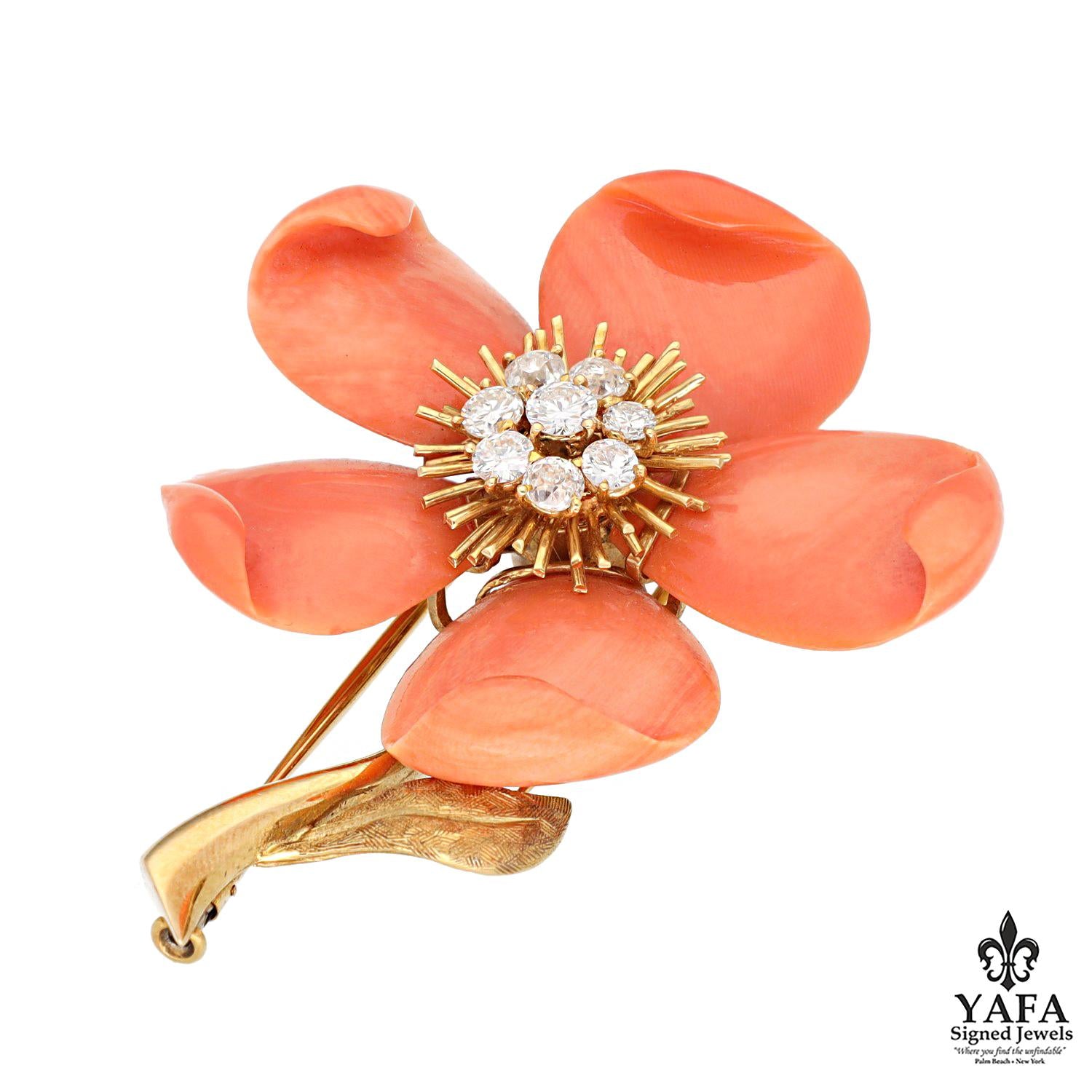 VAN CLEEF & ARPELS Rose De Noel Brooch