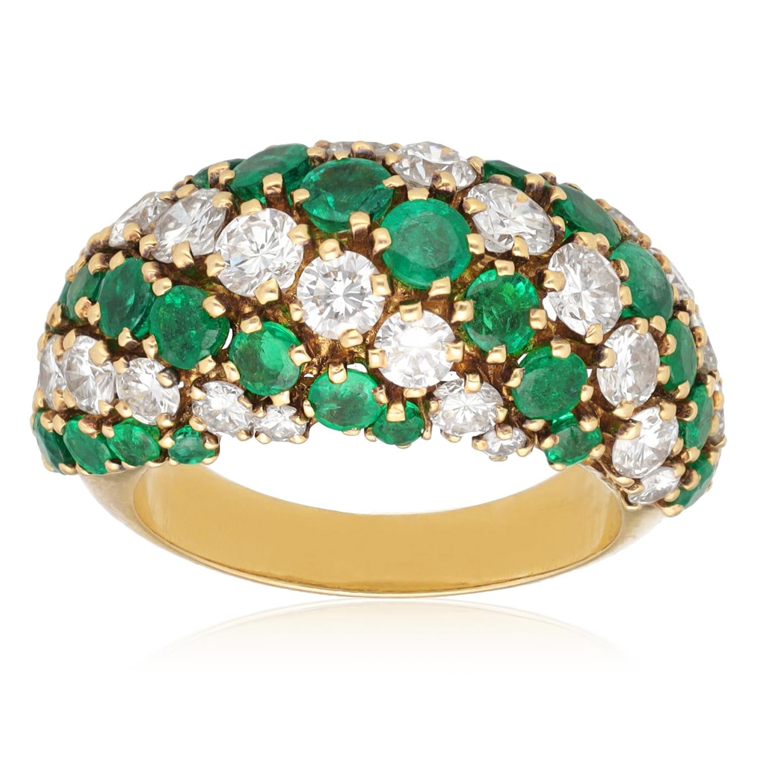 VAN CLEEF & ARPELS Emerald and Diamond Bombé Ring