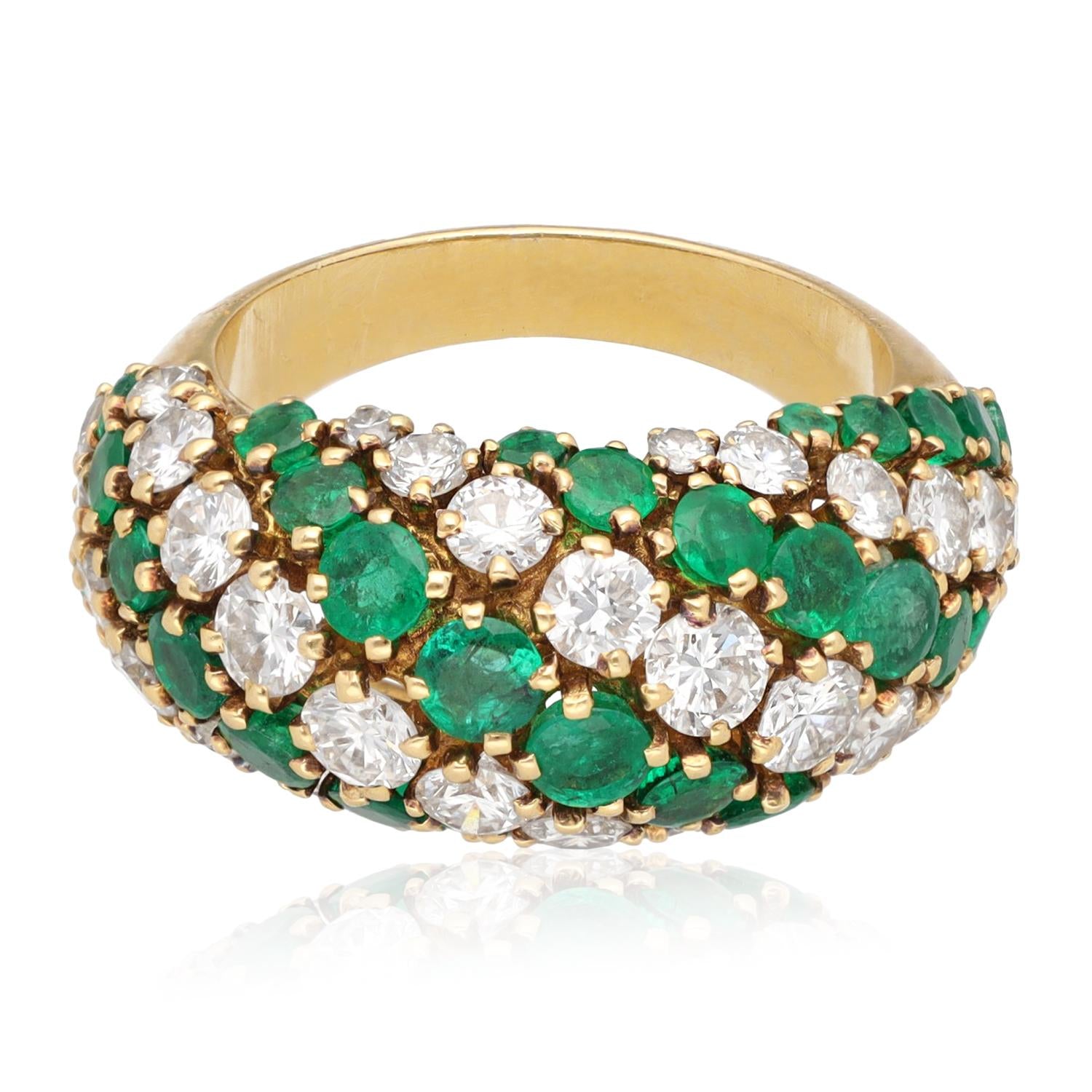 VAN CLEEF & ARPELS Emerald and Diamond Bombé Ring