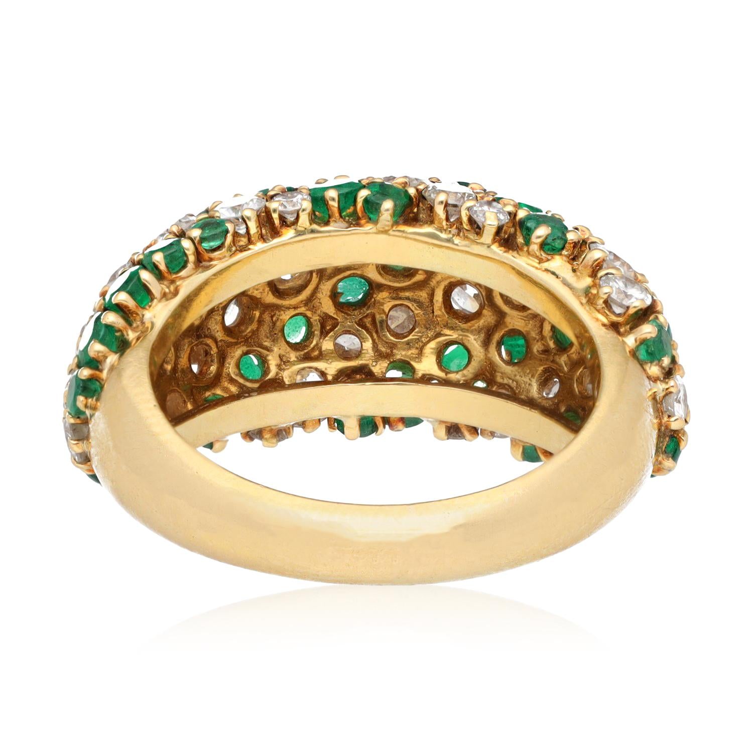 VAN CLEEF & ARPELS Emerald and Diamond Bombé Ring