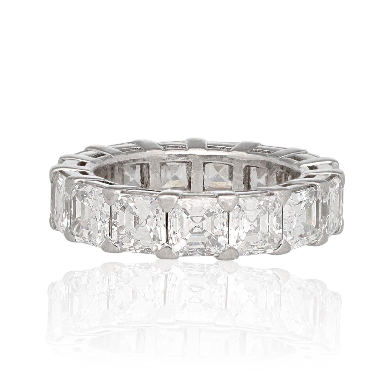 GRAFF Platinum Emerald Cut Diamond Wedding Band