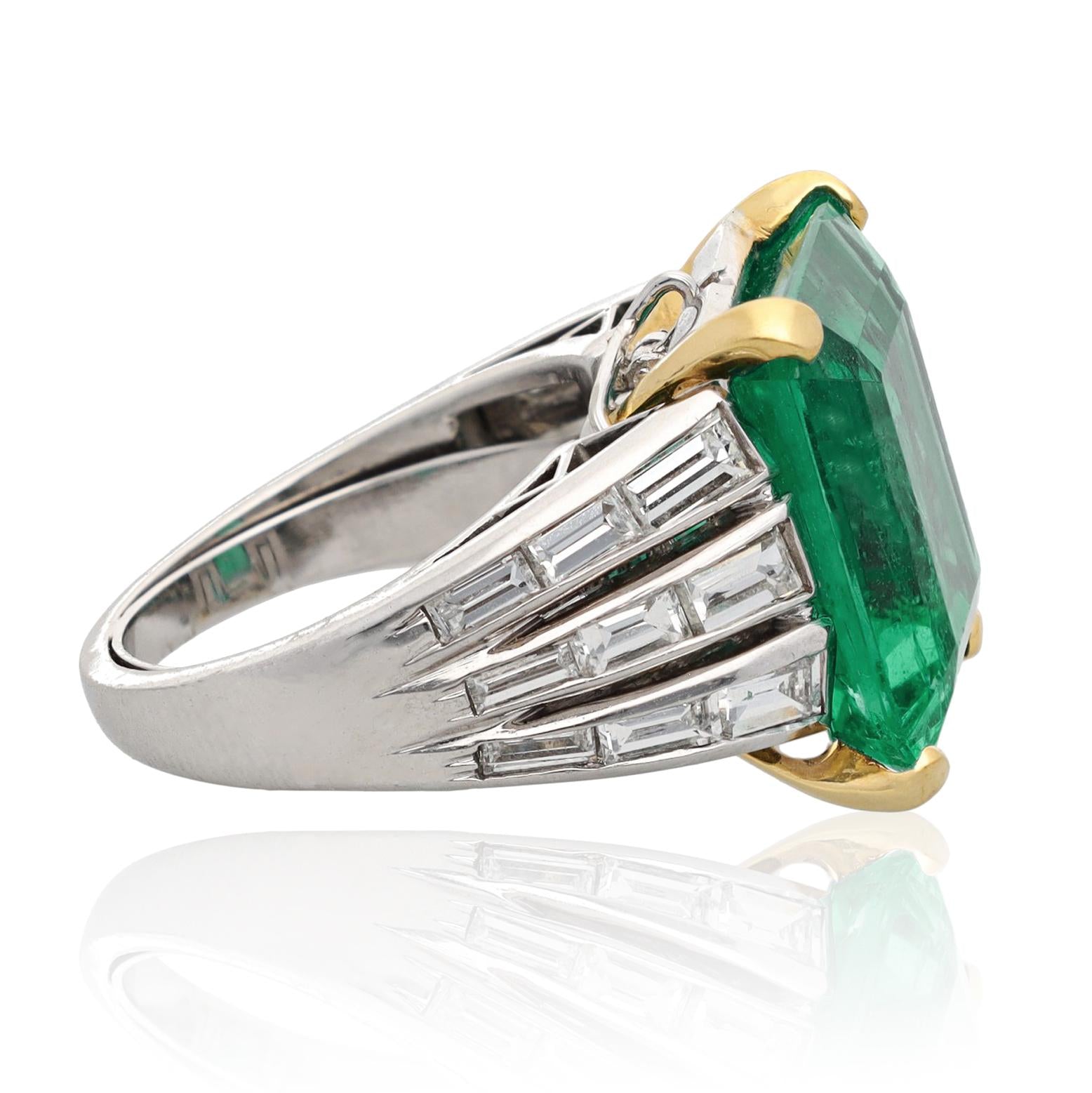 VAN CLEEF & ARPELS Platinum & 18K Yellow Gold Colombian Emerald and Diamond Ring