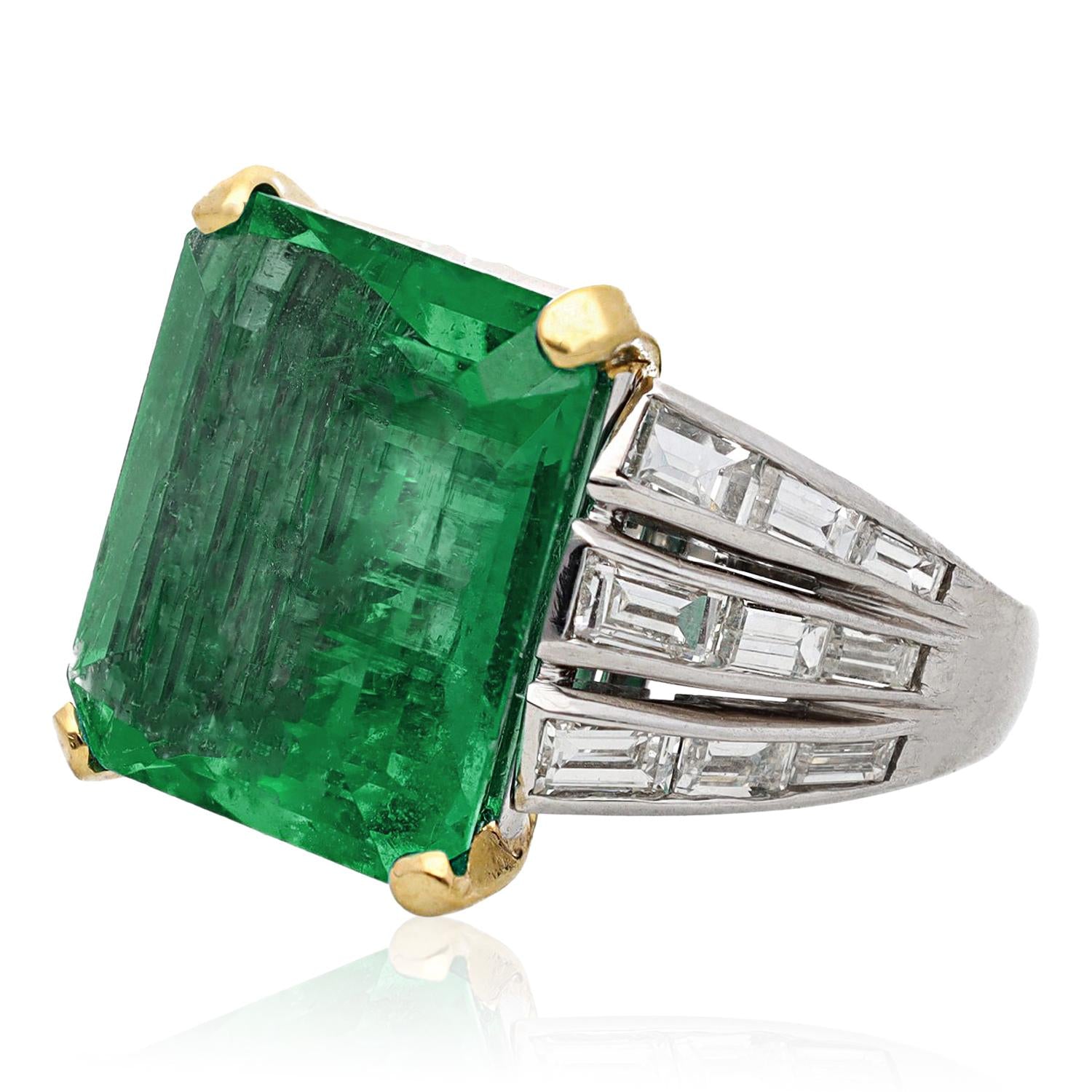 VAN CLEEF & ARPELS Platinum & 18K Yellow Gold Colombian Emerald and Diamond Ring