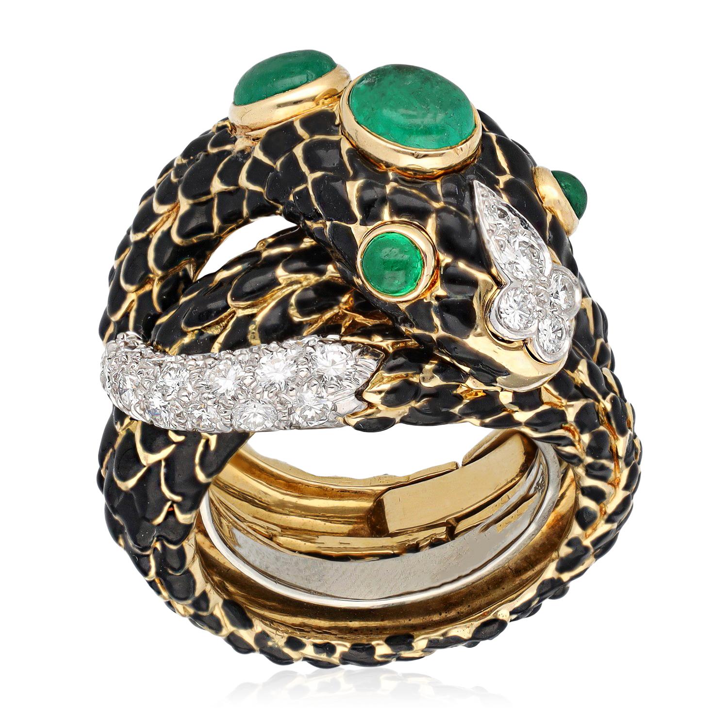 DAVID WEBB Diamond Black Enamel and Cabochon Emerald Ring