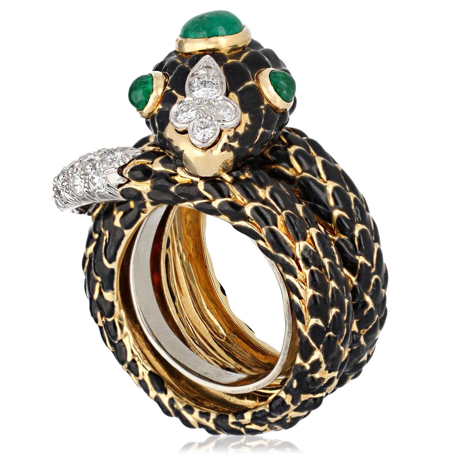 DAVID WEBB Diamond Black Enamel and Cabochon Emerald Ring