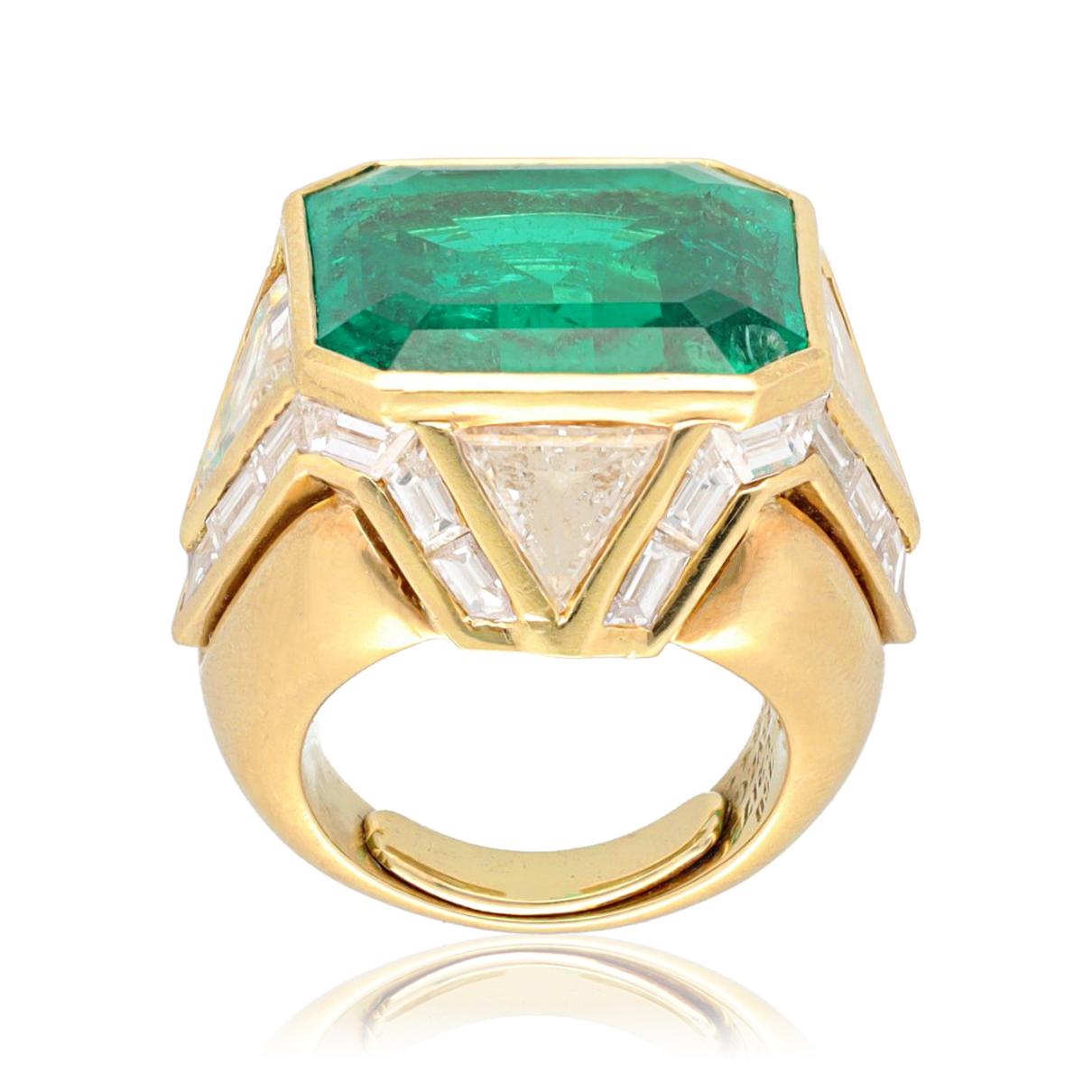 BULGARI Colombian Emerald and Diamond Architectural Ring