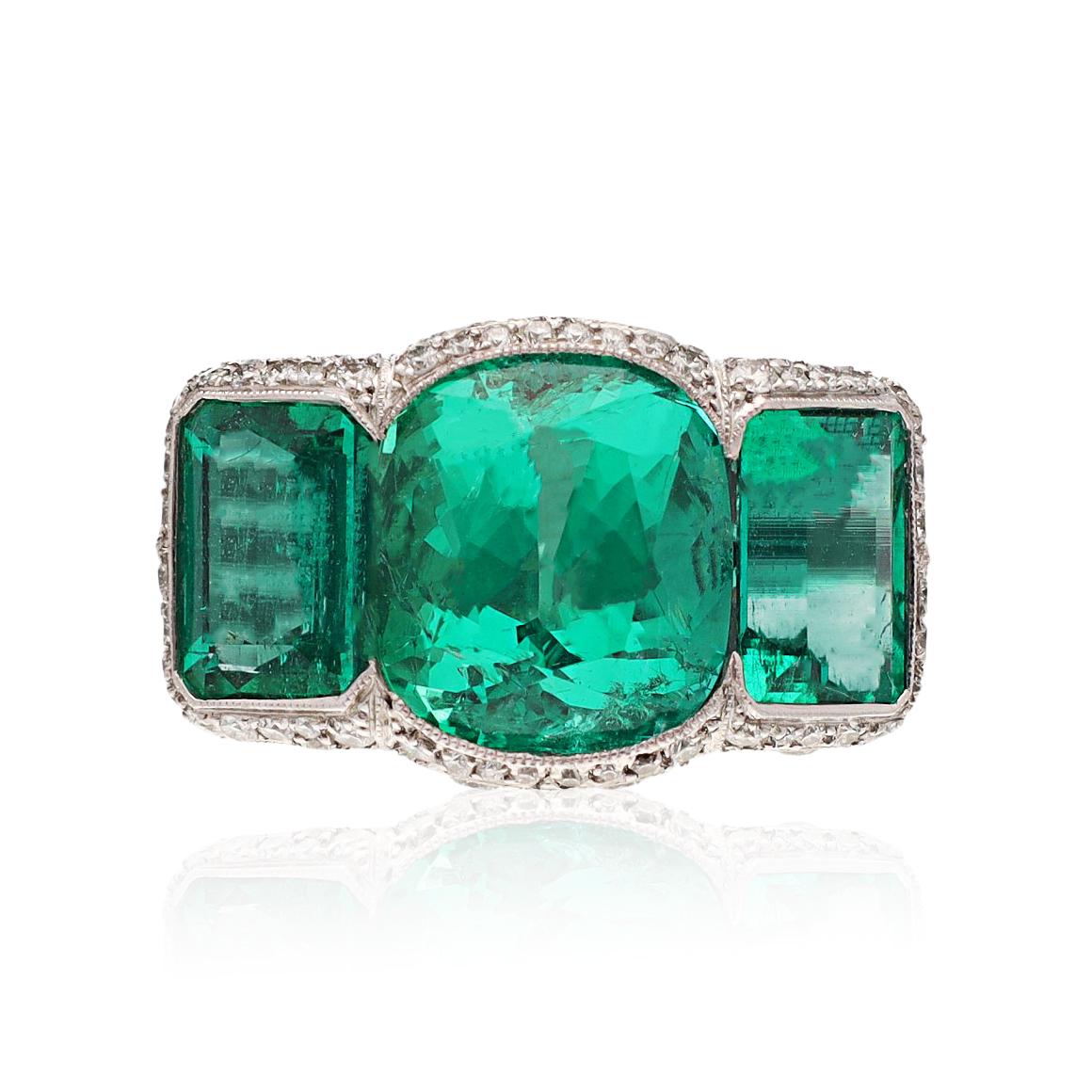 PLATINUM COLOMBIAN EMERALD AND DIAMOND RING