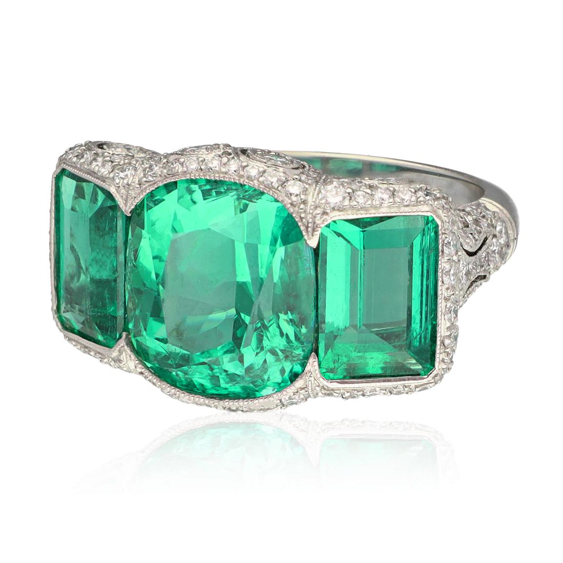 PLATINUM COLOMBIAN EMERALD AND DIAMOND RING