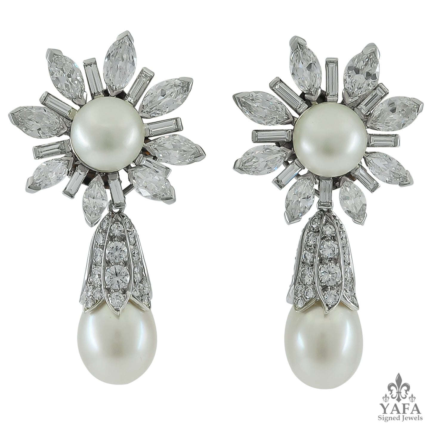 VAN CLEEF & ARPELS Diamond Pearl Detachable Earrings