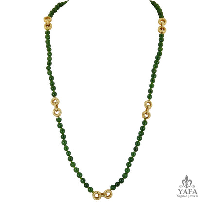 Van Cleef & ARPELS Jade Bead Gold Necklace