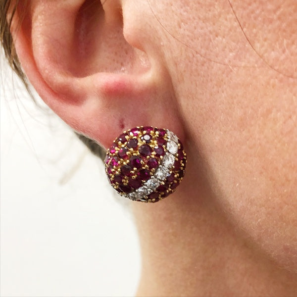 VAN CLEEF & ARPELS Province Ruby Bombe Earrings