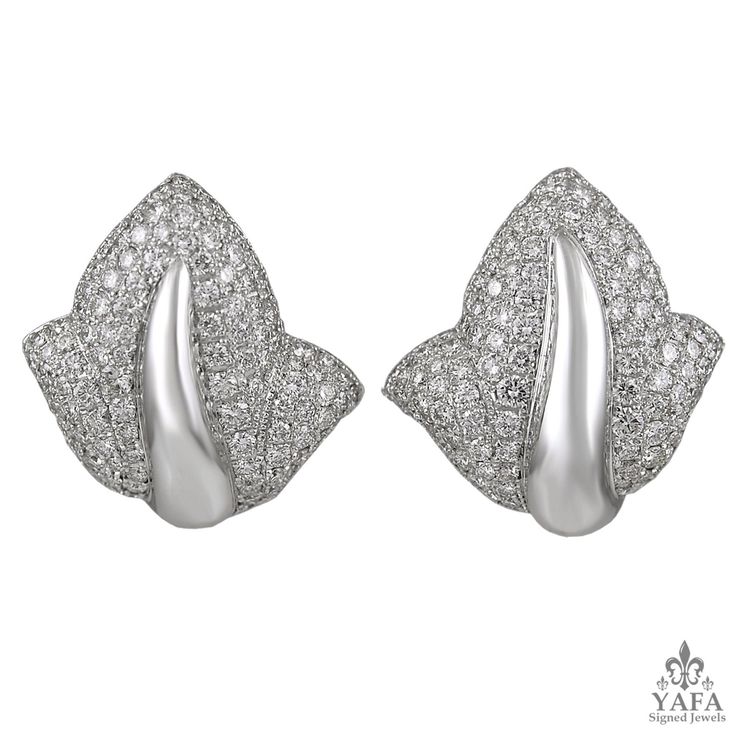 DE GRISOGONO Diamond Leaf Motif Earrings