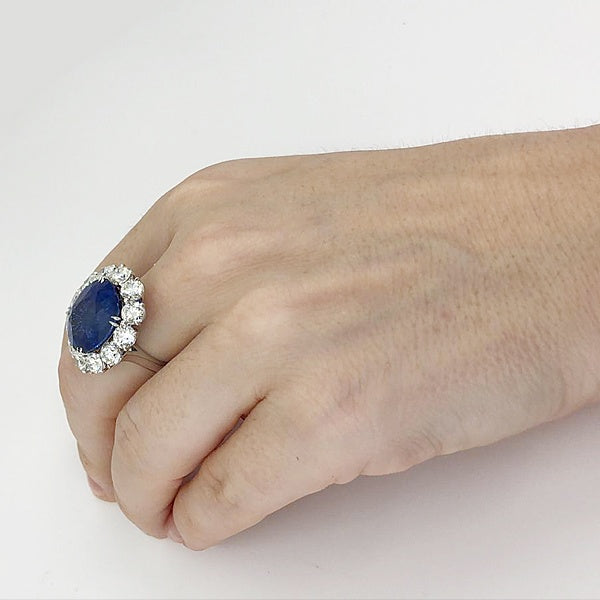 Contemporary Cushion Cut Sapphire Diamond Ring 16.80 cts