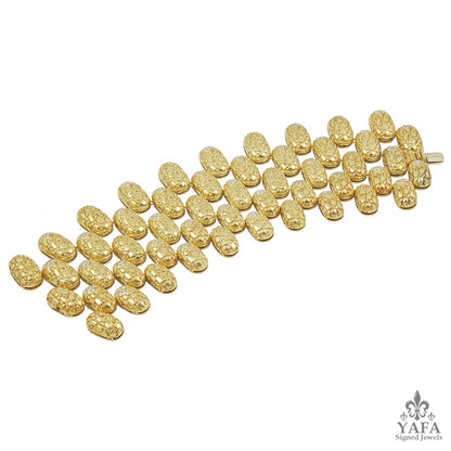 GUCCI Diamond Gold Suite Necklace