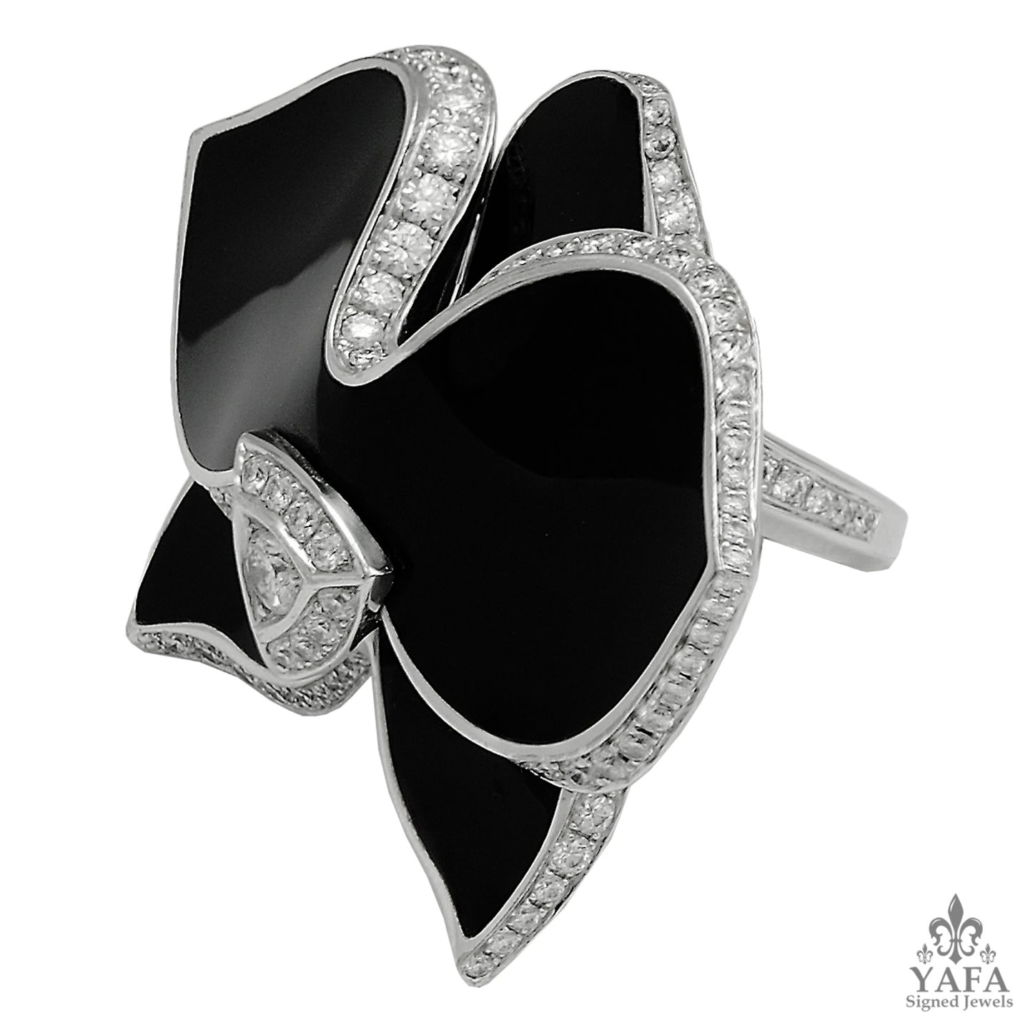 CARTIER Caresse d' Orchidees Diamond Onyx Orchid Ring