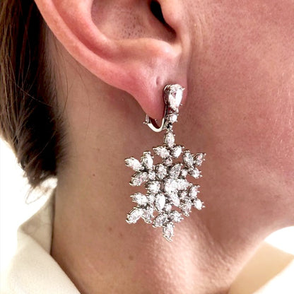 HARRY WINSTON Diamond Snowflake Drop Earrings