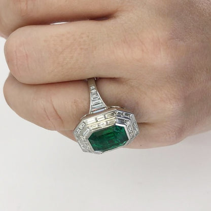 Contemporary Emerald Diamond Ring 11.03 cts