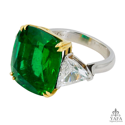 Contemporary Emerald Diamond Ring 11.44 cts