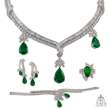 18k Gold Diamond, Pear Shape Emerald Necklace Suite