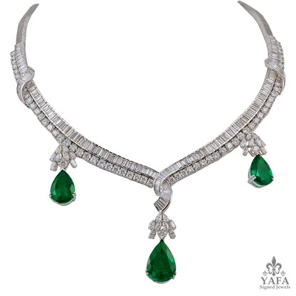 18k Gold Diamond, Pear Shape Emerald Necklace Suite