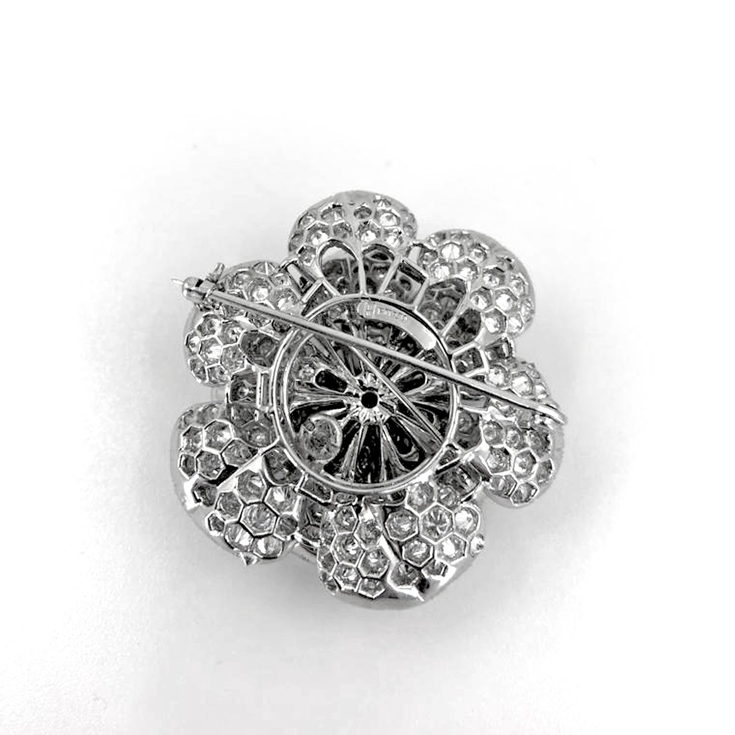 HARRY WINSTON Platinum Diamond Flower Brooch