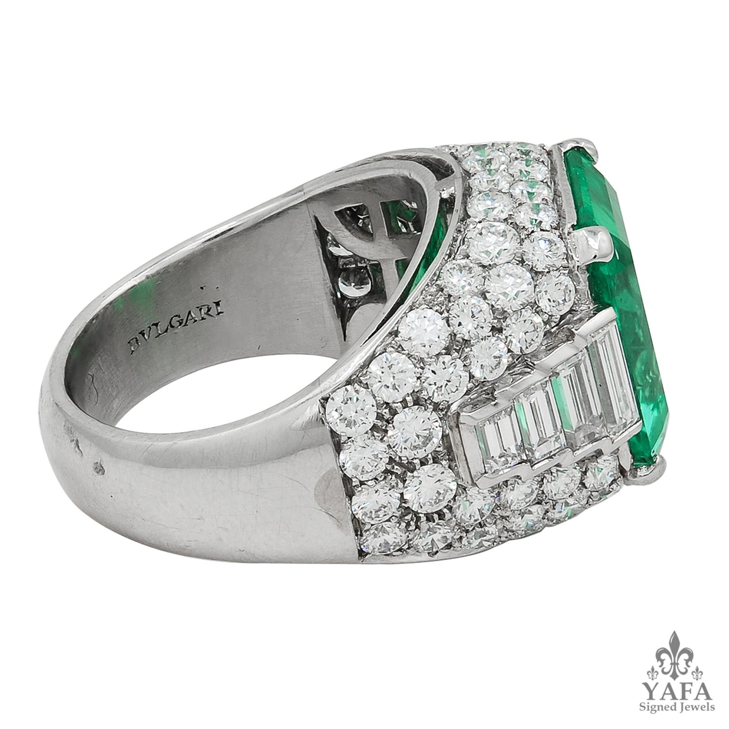 BULGARI Trombino Emerald, Diamond Ring