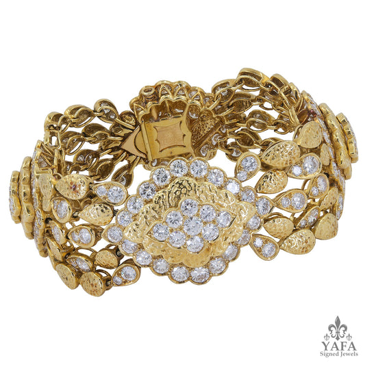 VAN CLEEF & ARPELS Lozenge Motif Diamond Bracelet